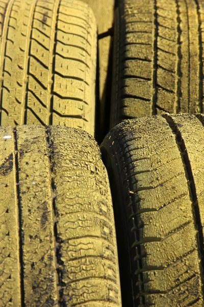 Staré pneumatiky — Stock fotografie