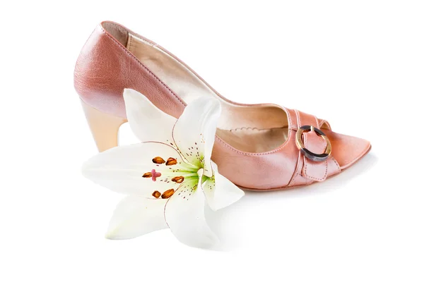 Розовая обувь на высоком каблуке — стоковое фото