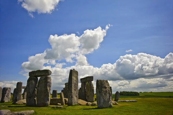 Stonehenge, un monumento megalítico en Inglaterra construido alrededor del 3000BC — Foto de Stock