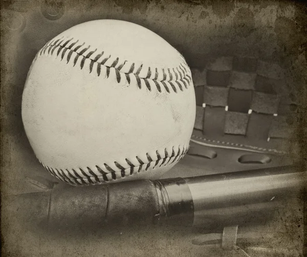 Retro vintage grungle stlye imagen de béisbol y guante con la edad —  Fotos de Stock