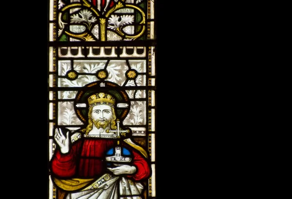 Beautiful stained glass window detail in 15th Century Saxon chur — Stock Photo, Image