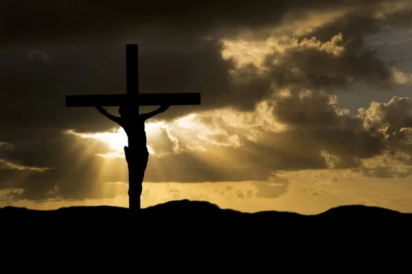 耶稣基督被钉十字架上受难的剪影 — 图库照片