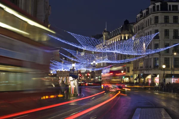 Regent street vánoční osvětlení v Londýně — Stock fotografie