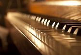 klávesnice klavíru
