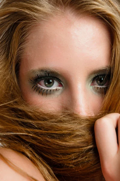 Höstens makeup på unga vackra modell — Stockfoto