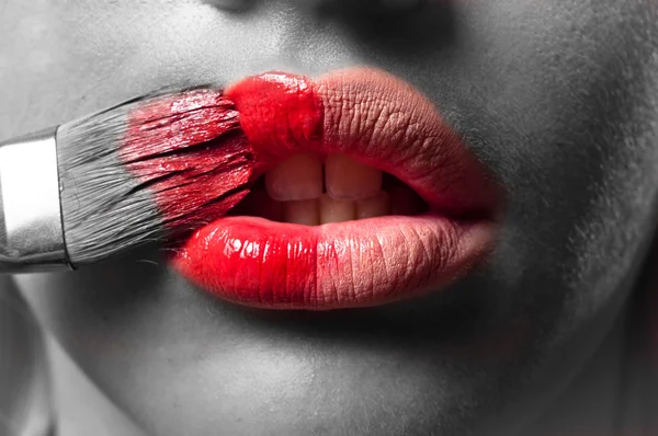 Lippen eines Mädchens mit konzeptionellem Make-up — Stockfoto