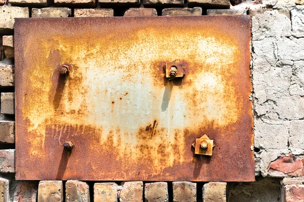 放棄された産業の壁工业建筑的废弃的砖墙背景 — ストック写真