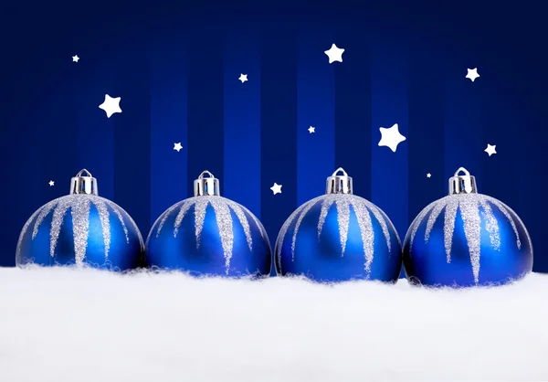 Bolas de Natal azuis brilhantes — Fotografia de Stock