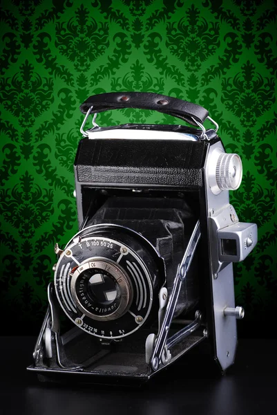 Ретро-камера — стоковое фото