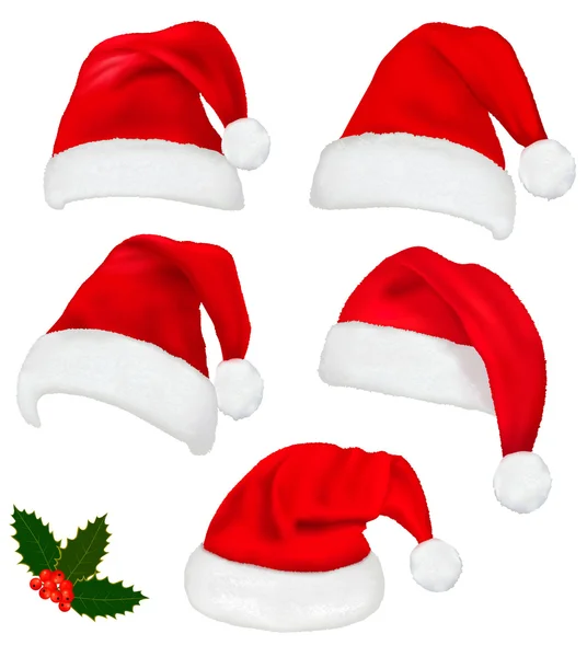 Verzameling rood santa hoeden met en Kerstmis holly. vector. — Stockvector