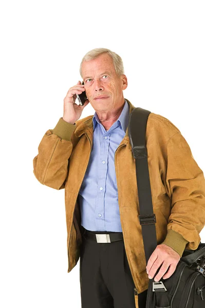 Senior toma en su teléfono inteligente — Foto de Stock