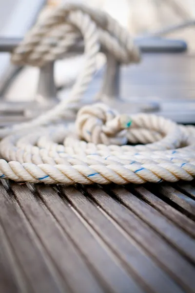 Швартування мотузку — стокове фото