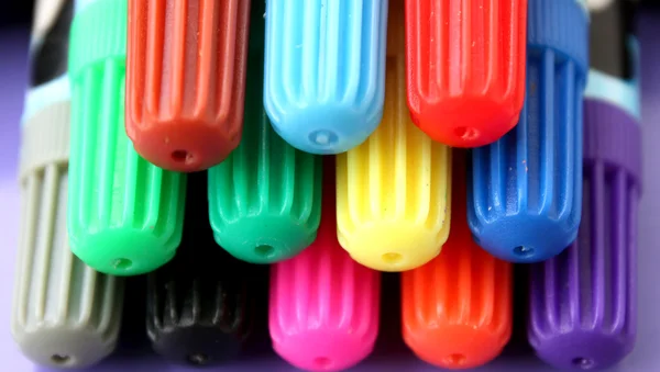 Renkli Keçe kalemler — Stok fotoğraf