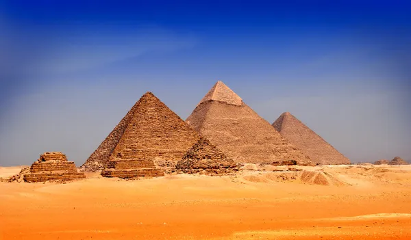 De stora pyramiderna — Stockfoto