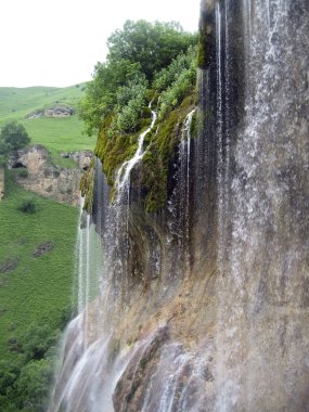 Krallar watrefall. 77 dizeleri