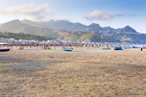 Міський пляж в Сицилії — стокове фото