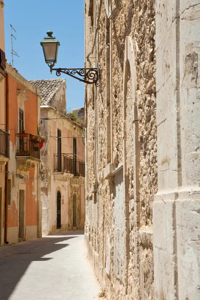 stock image Narrow late baroque style Rome street in Syracuse