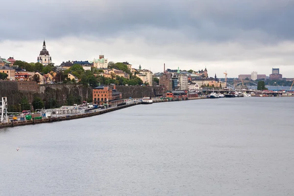 在斯德哥尔摩的航运码头 — 图库照片