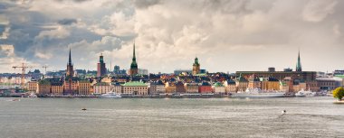 Stockholm şehrinin sonbahar günü panoraması, İsveç