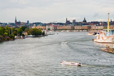 Stockholm şehrinin sonbahar günü panoraması, İsveç