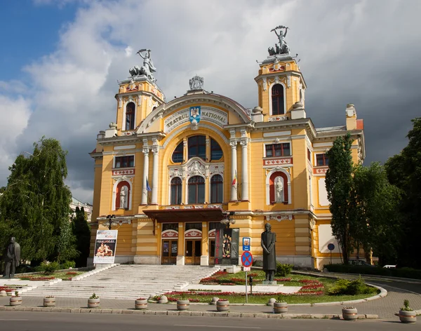 Nationalteatern byggnad-cluj napoca, Rumänien — Stockfoto