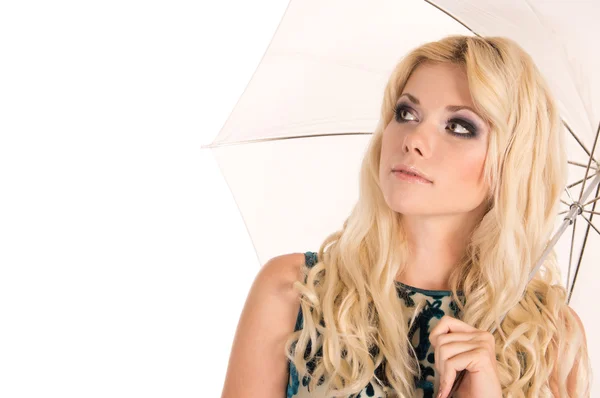 Flicka med ett paraply — Stockfoto