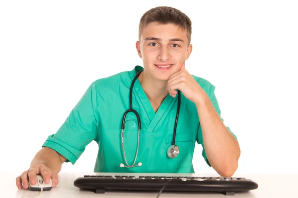 Trevlig läkare på datorn — Stockfoto