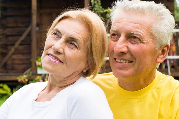 Cute old couple outdoors — Stock Photo, Image