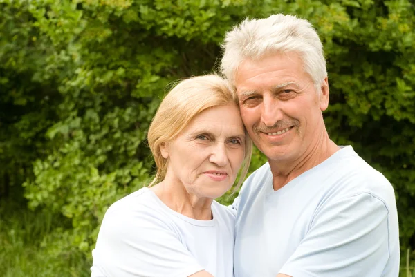 Retrato de pareja de edad —  Fotos de Stock