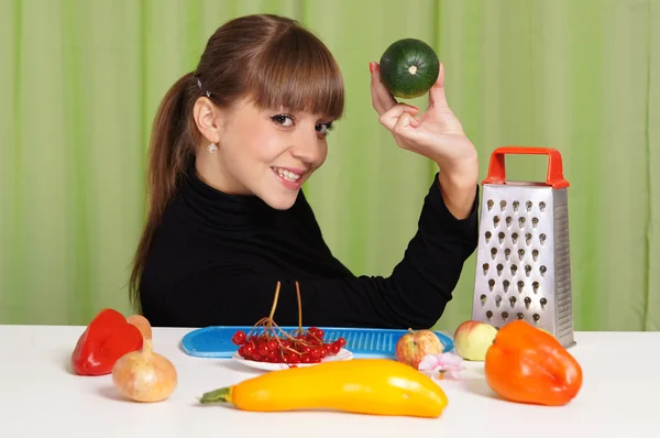 Smart woman with vegetables — Stock Photo, Image