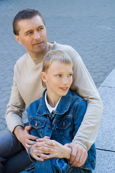 Papa mit seinem Sohn — Stockfoto