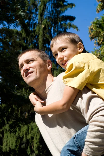Happy dad with son — Stock Photo, Image