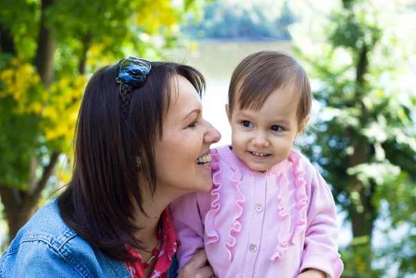 Mom with daughter — Stock Photo, Image