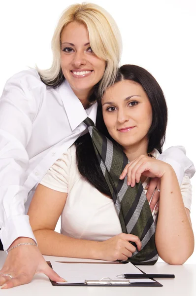 Twee zakenvrouw aan een tafel — Stockfoto