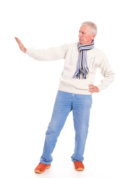 Homem envelhecido com cachecol — Fotografia de Stock