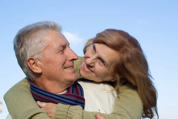 Happy old lovers — Stock Photo, Image