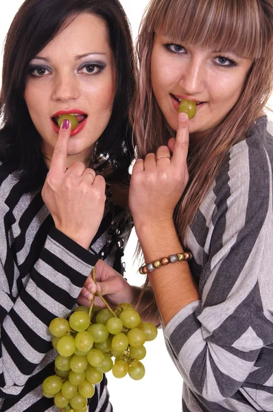 Chicas con uvas — Foto de Stock