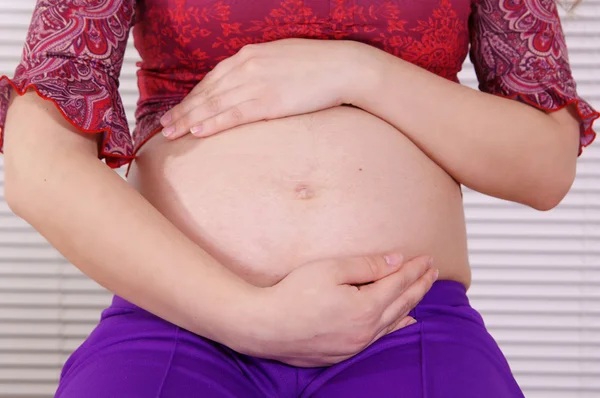 Zwanger vrouw portret — Stockfoto