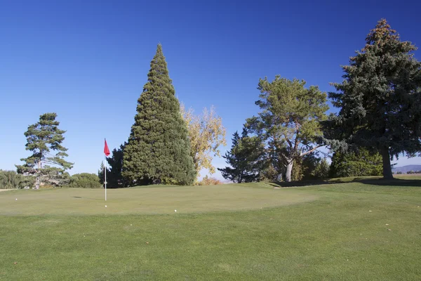 秋にアリゾナ州のゴルフの穴 — ストック写真