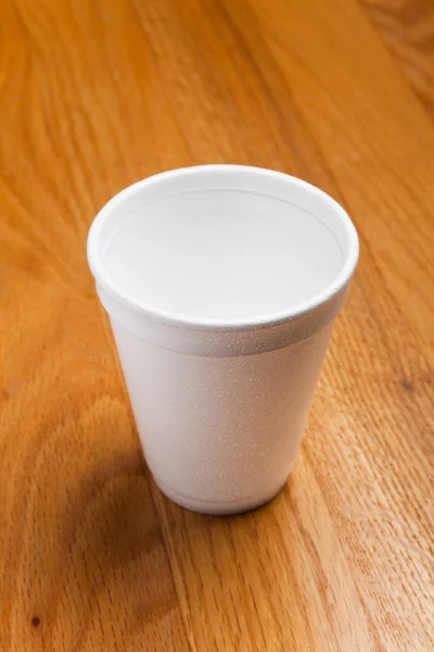 Wegwerp cup — Stockfoto