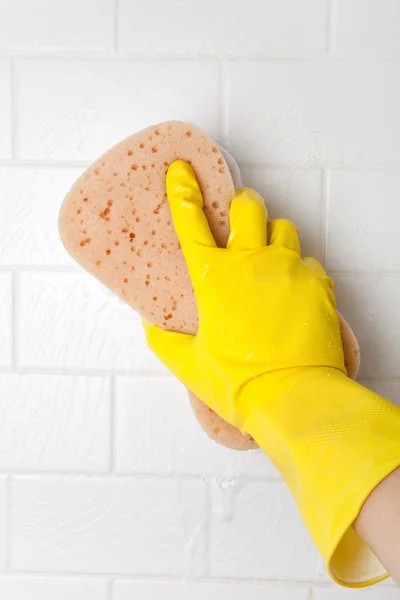 Cleaning Bathroom Tile Wall — Stock Photo, Image