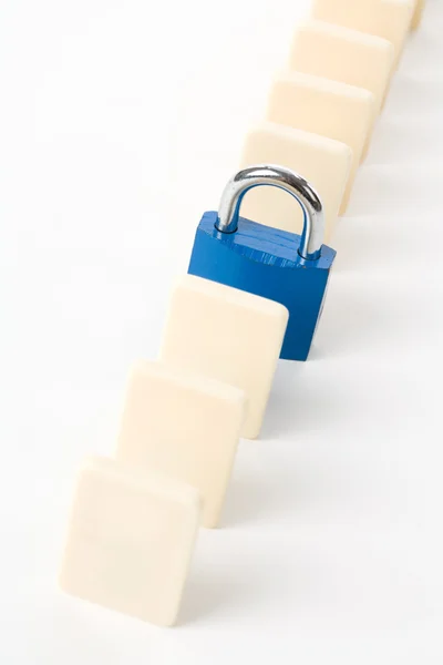Domino e serratura — Foto Stock