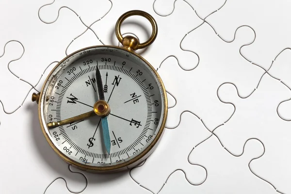 Compass and Puzzle — Stock Photo, Image