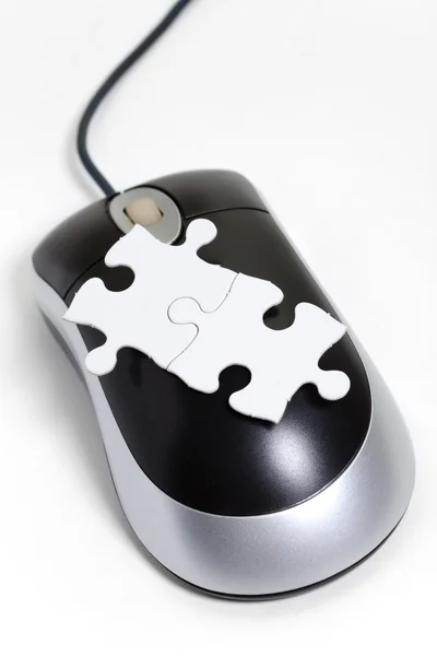 Computadora ratón y rompecabezas —  Fotos de Stock