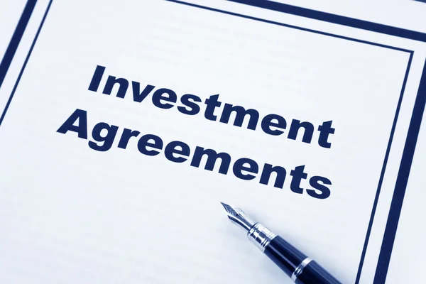 Acuerdo de inversión —  Fotos de Stock