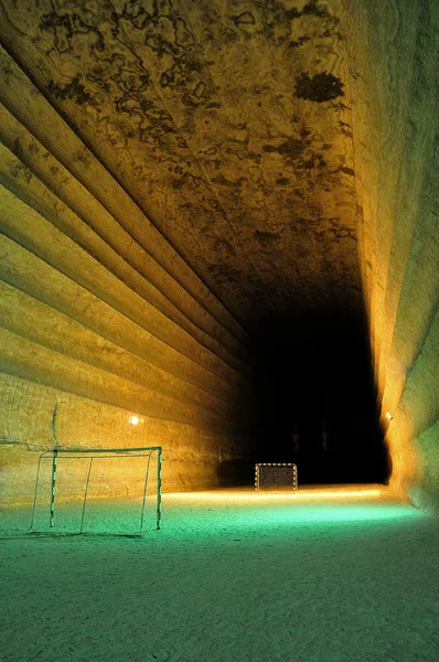 Fußballplatz unter der Erde — Stockfoto