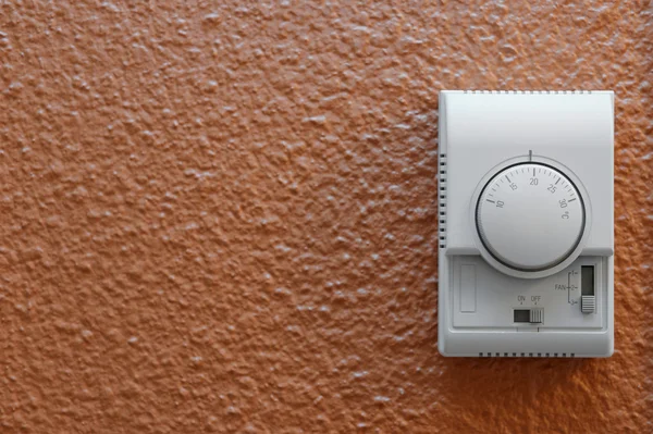 Klimatizace ovládací panel na zeď — Stock fotografie