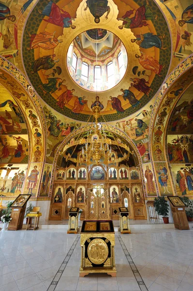 Внутри монастыря Курчи, Орхей, Молдова, Европа — стоковое фото