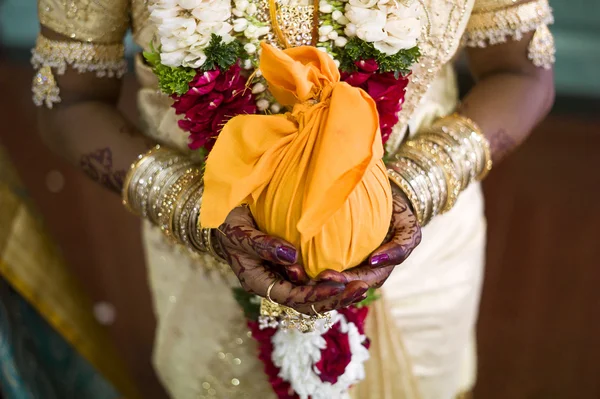 stock image Indian bride with henna design