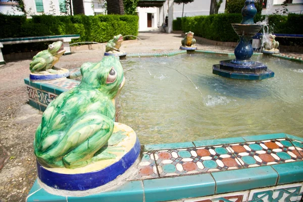 Fountain with frogs at Tarifa village — Stock Photo, Image